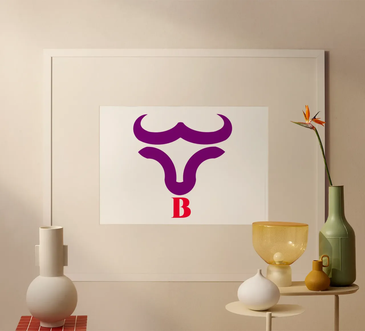 Rosso Viola Testa di bufalo Logo animale colorato poster con telaio in alluminio da Urban Life