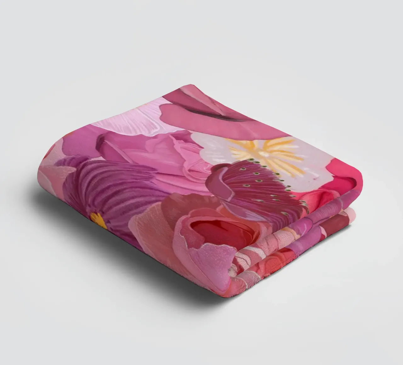A lot of roses valentine pattern towel by gulsengunel