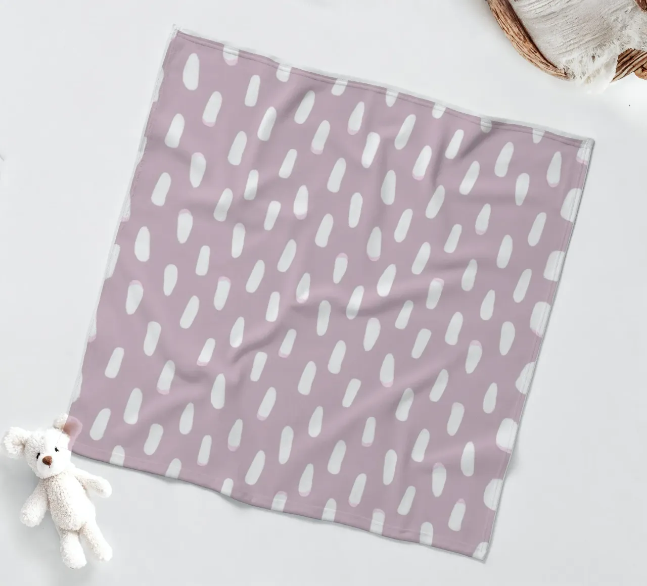 Pennello con linee bianche disegnate a mano coperta in pile da gulsengunel