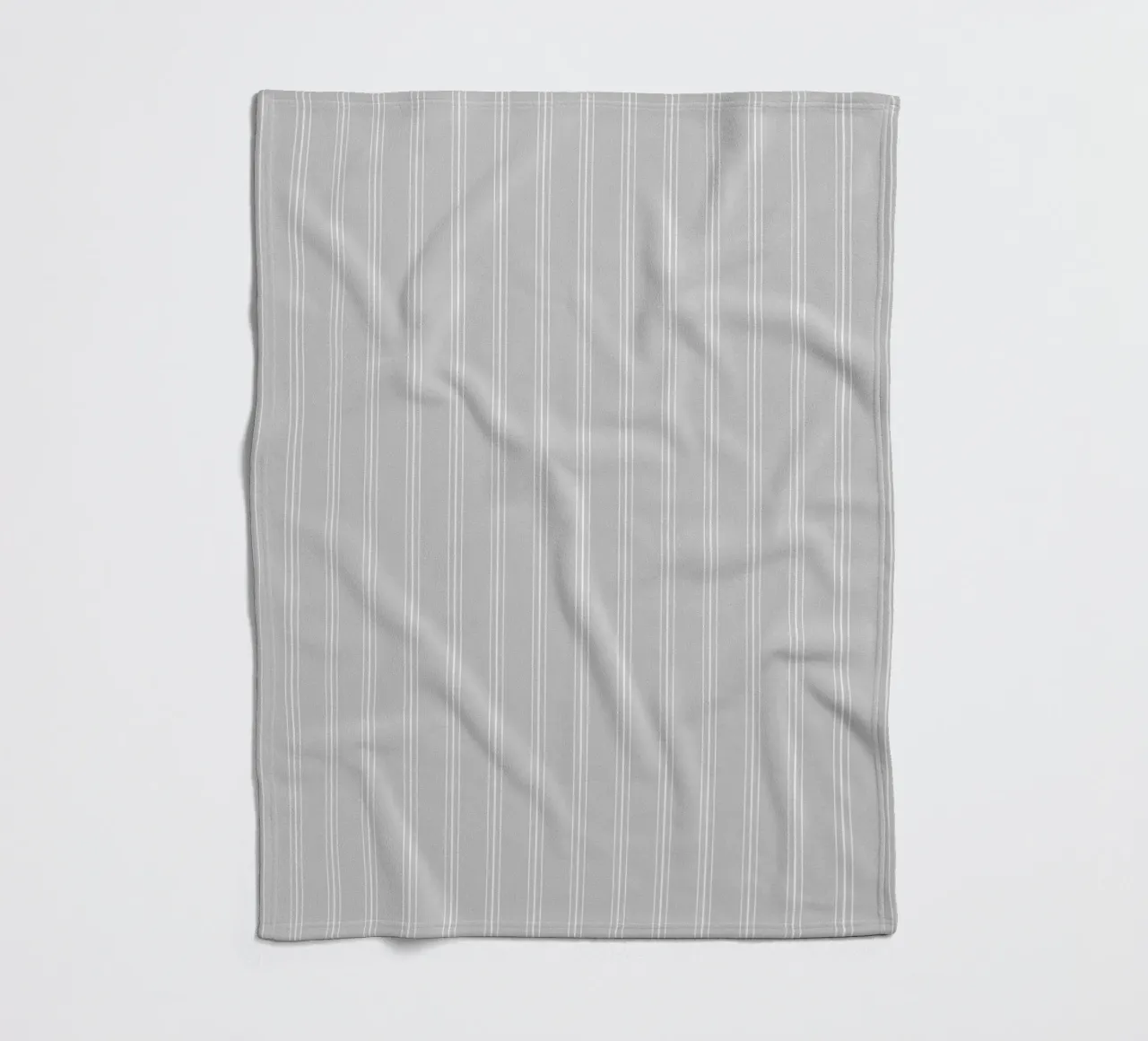 Minimal Classic Scandi a strisce miste | Bianco e grigio chiaro coperta in pile da Beauty in Simplicity
