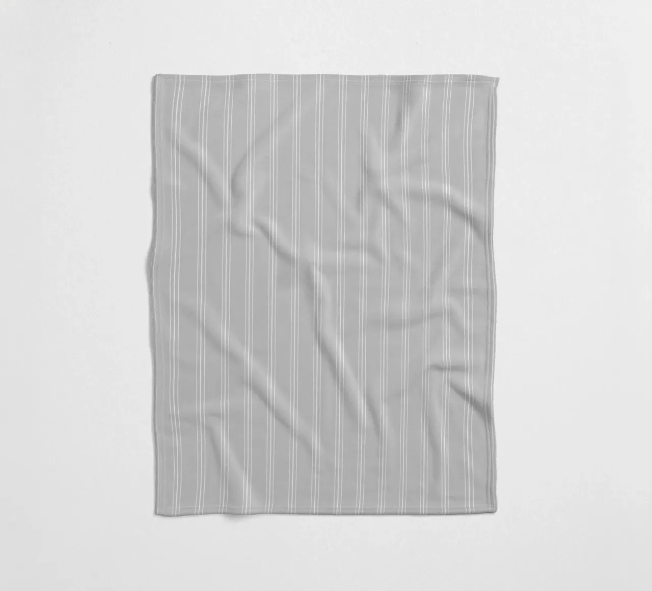 Minimal Classic Scandi a strisce miste | Bianco e grigio chiaro coperta in pile da Beauty in Simplicity