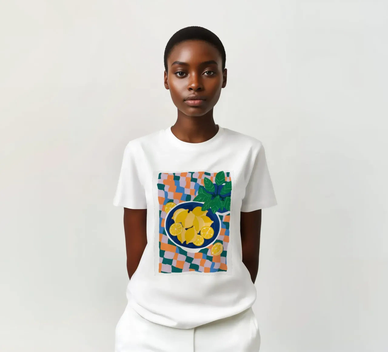 Zitronenschale Simplicity T-Shirt von Nova Glaze