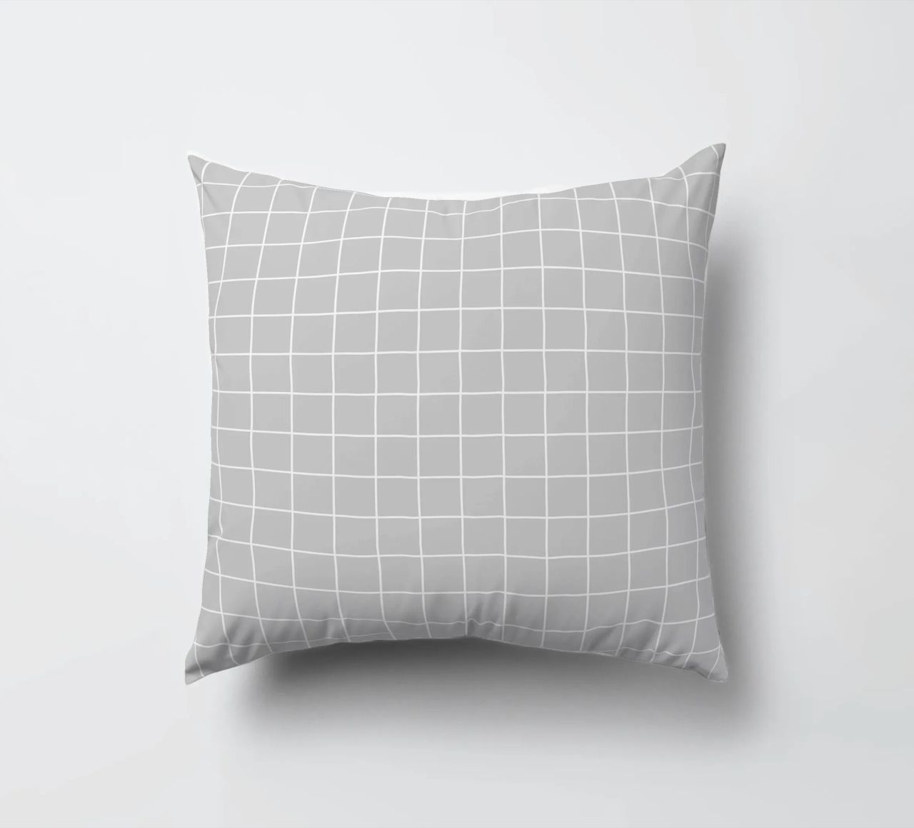 Griglia di base classica minimale | Bianco su grigio chiaro cuscino da Beauty in Simplicity