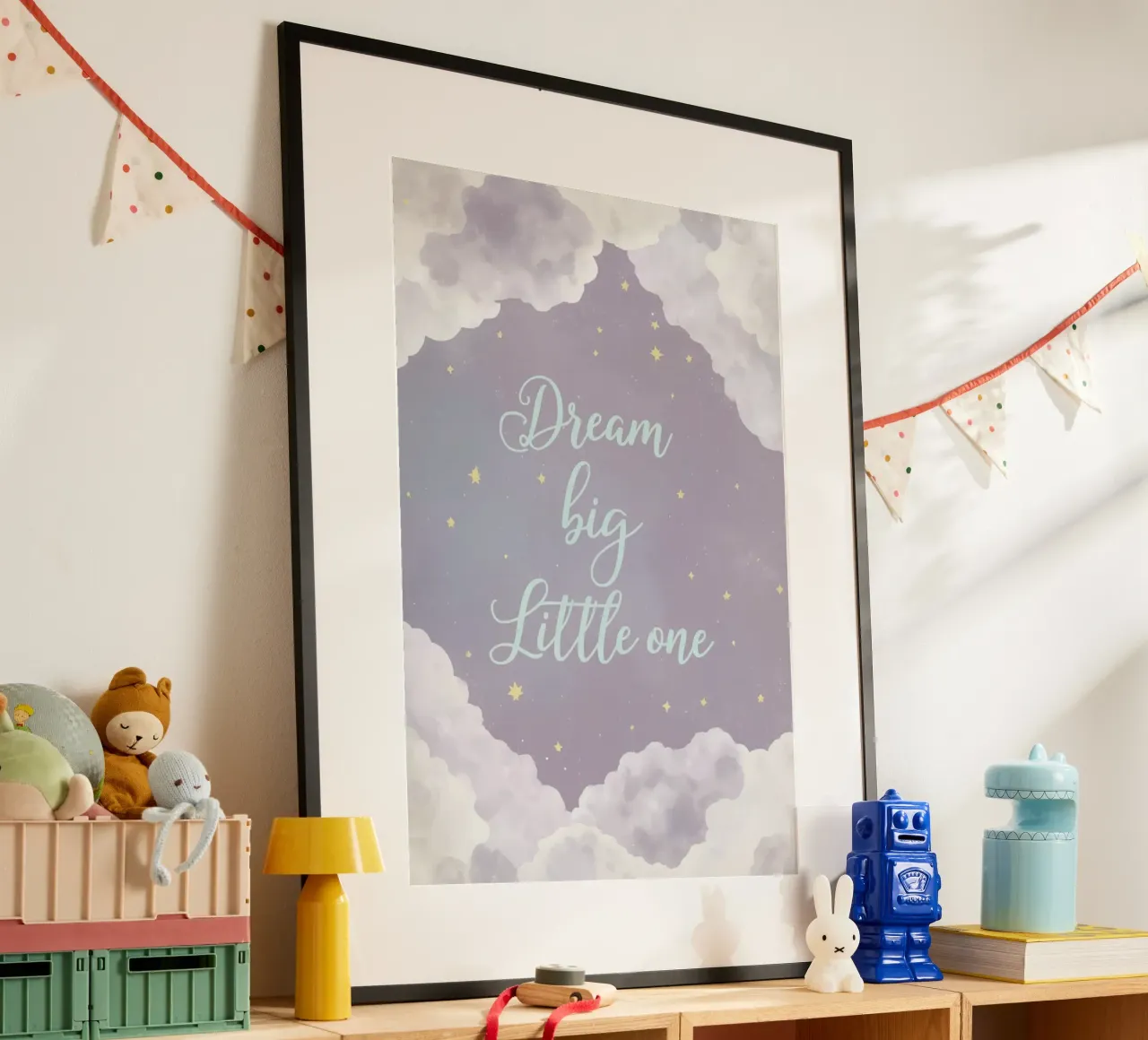 Dream Big Little One con nuvole e stelle poster con telaio in alluminio da DesignDoodle