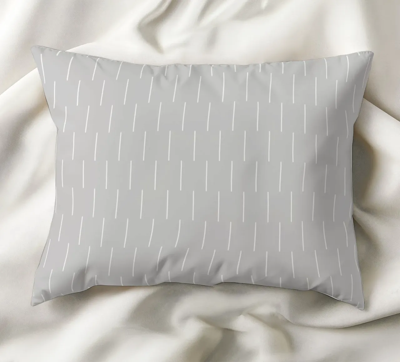 Linee minimaliste scandinave chic | Bianco su grigio chiaro cuscino da Beauty in Simplicity