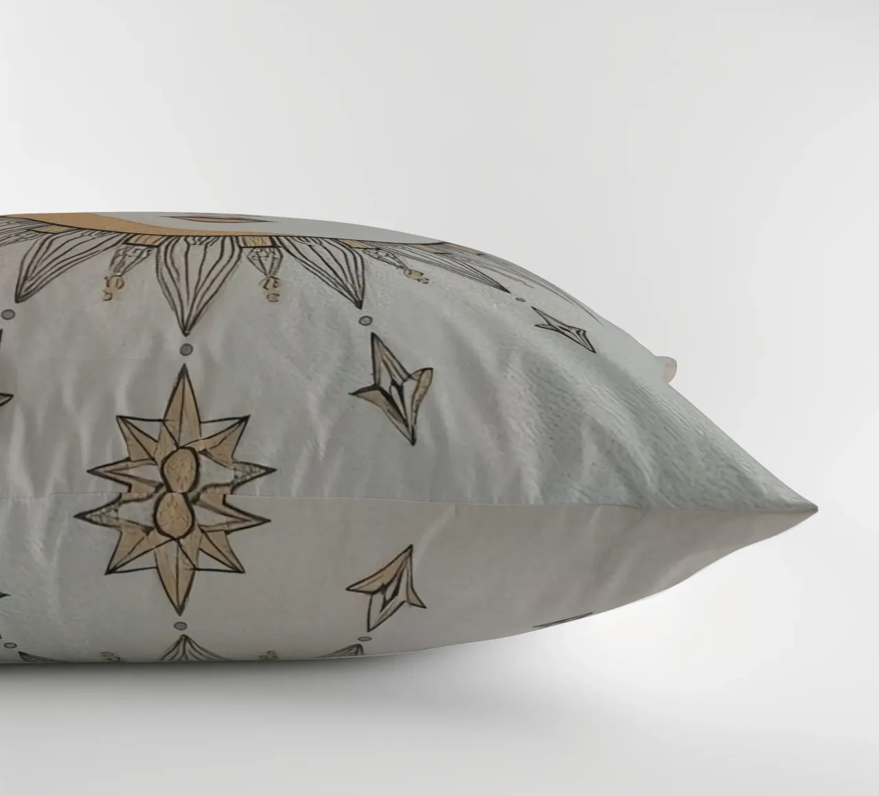 Sun-Moon Face with Stars on White Background cuscino da DesignDoodle