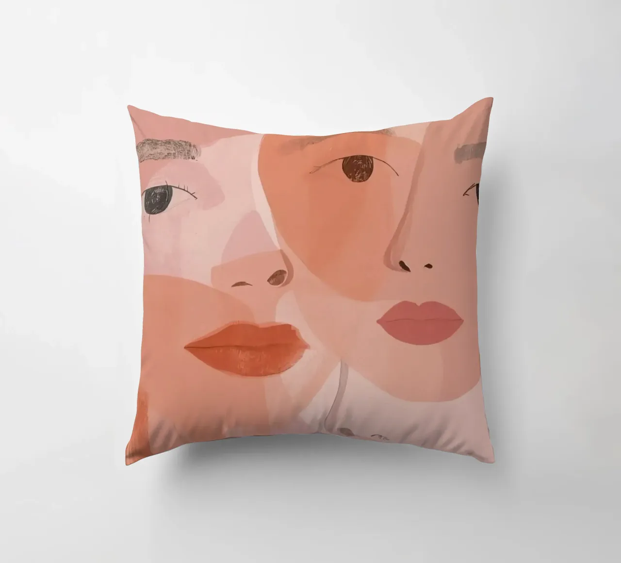 Tre volti sovrapposti in rosa e arancione cuscino da DesignDoodle