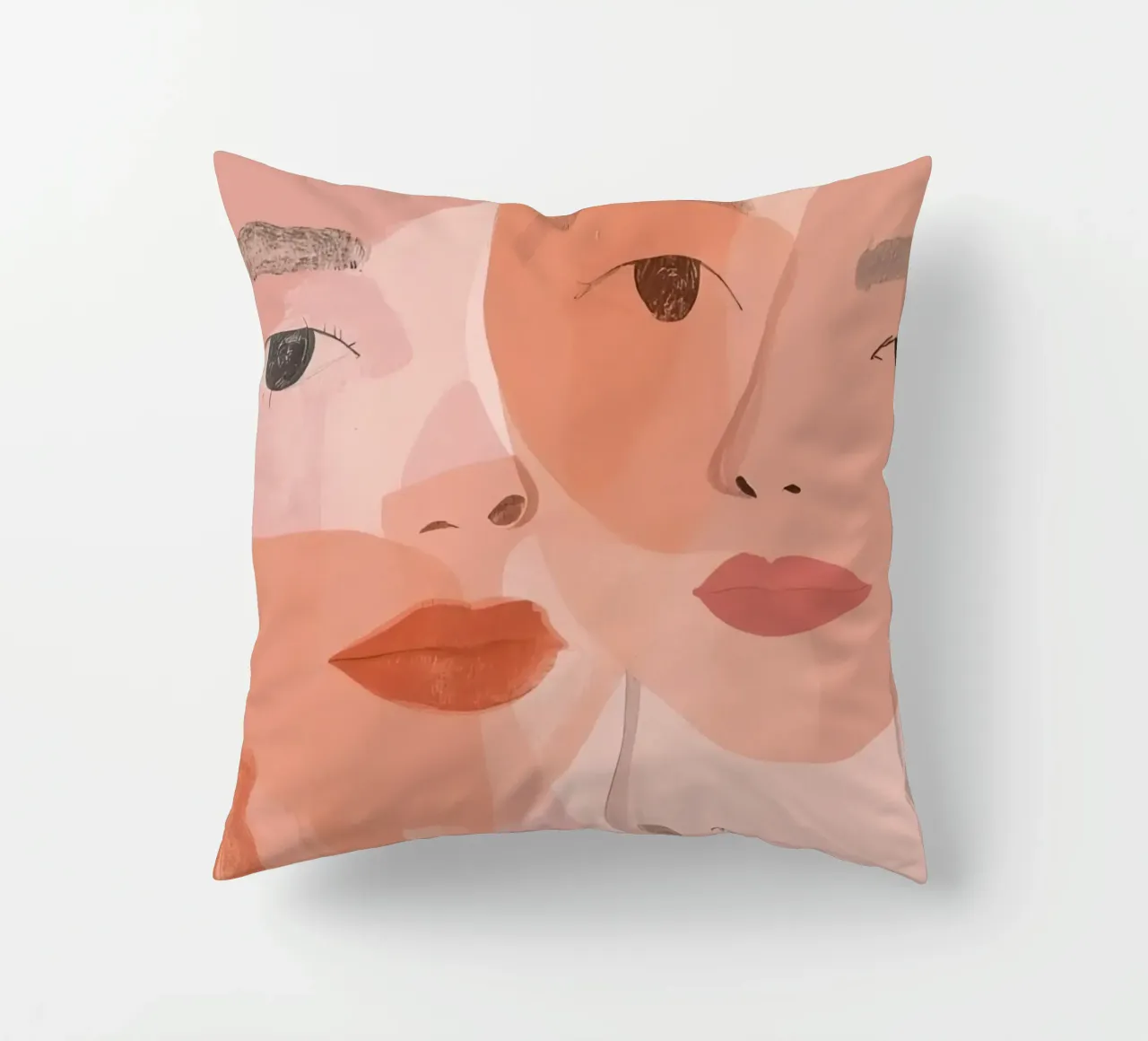 Tre volti sovrapposti in rosa e arancione cuscino da DesignDoodle