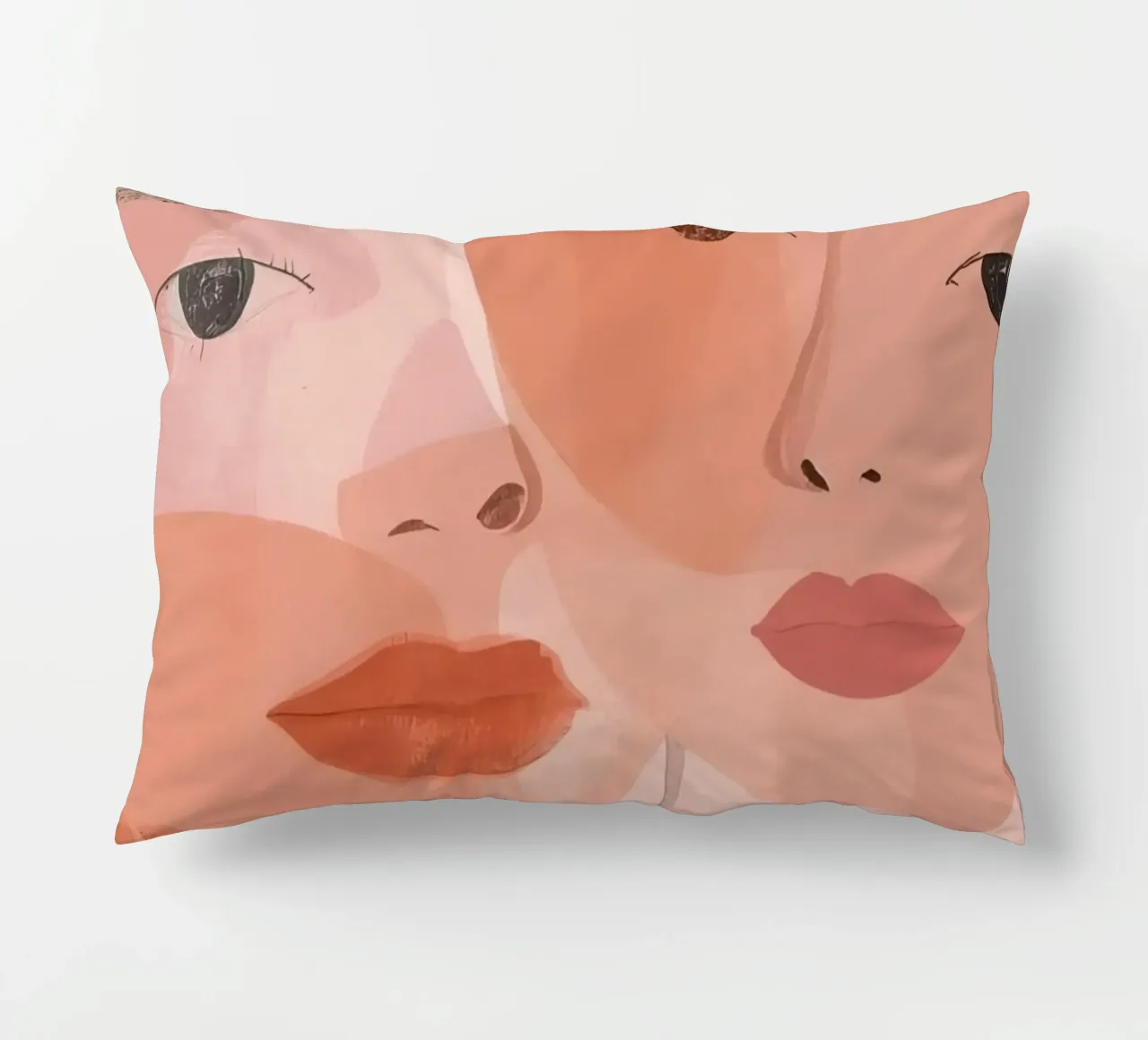 Tre volti sovrapposti in rosa e arancione cuscino da DesignDoodle