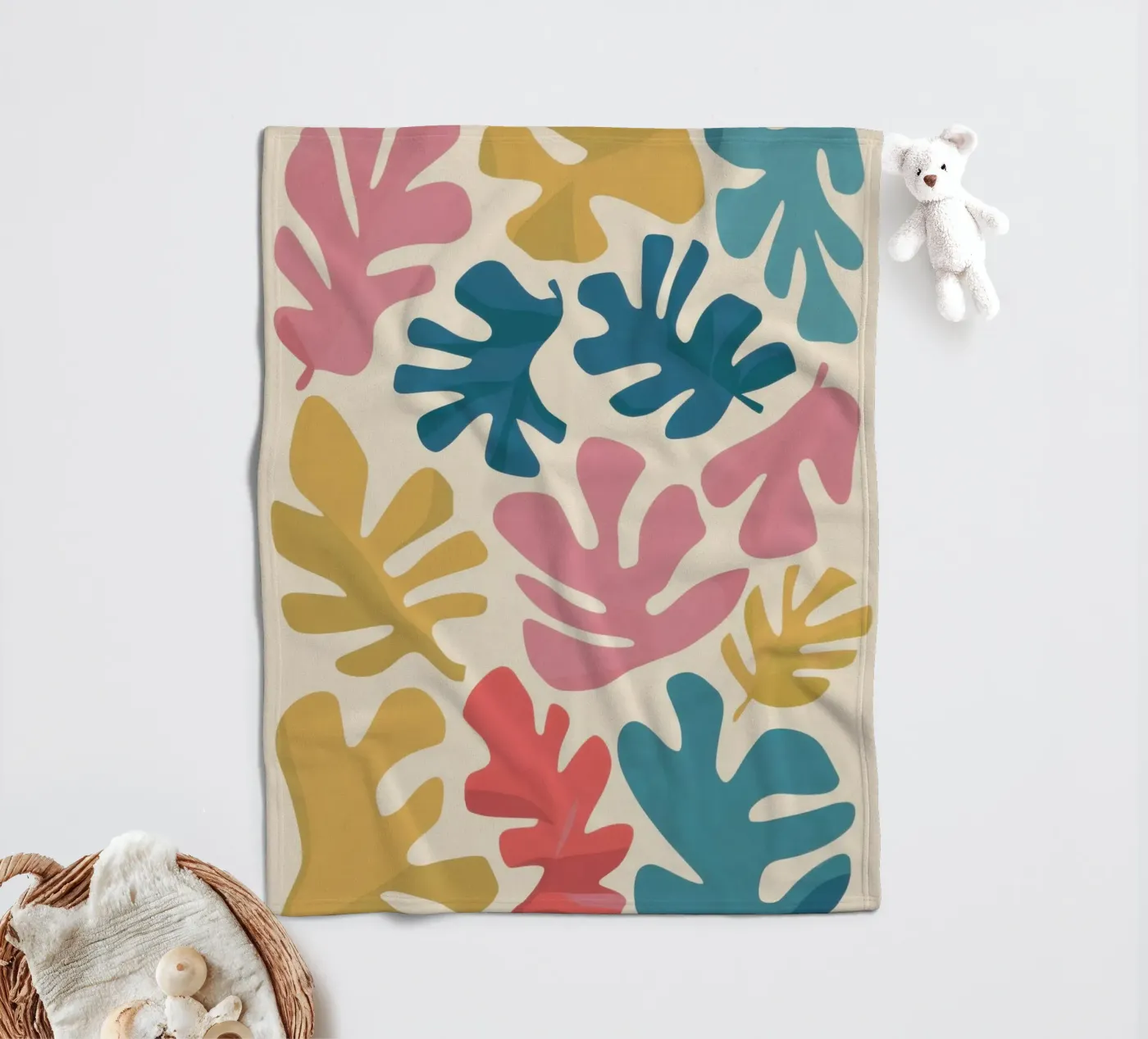 Matisse-Blatt-Formen Fleecedecke von Snow Mist
