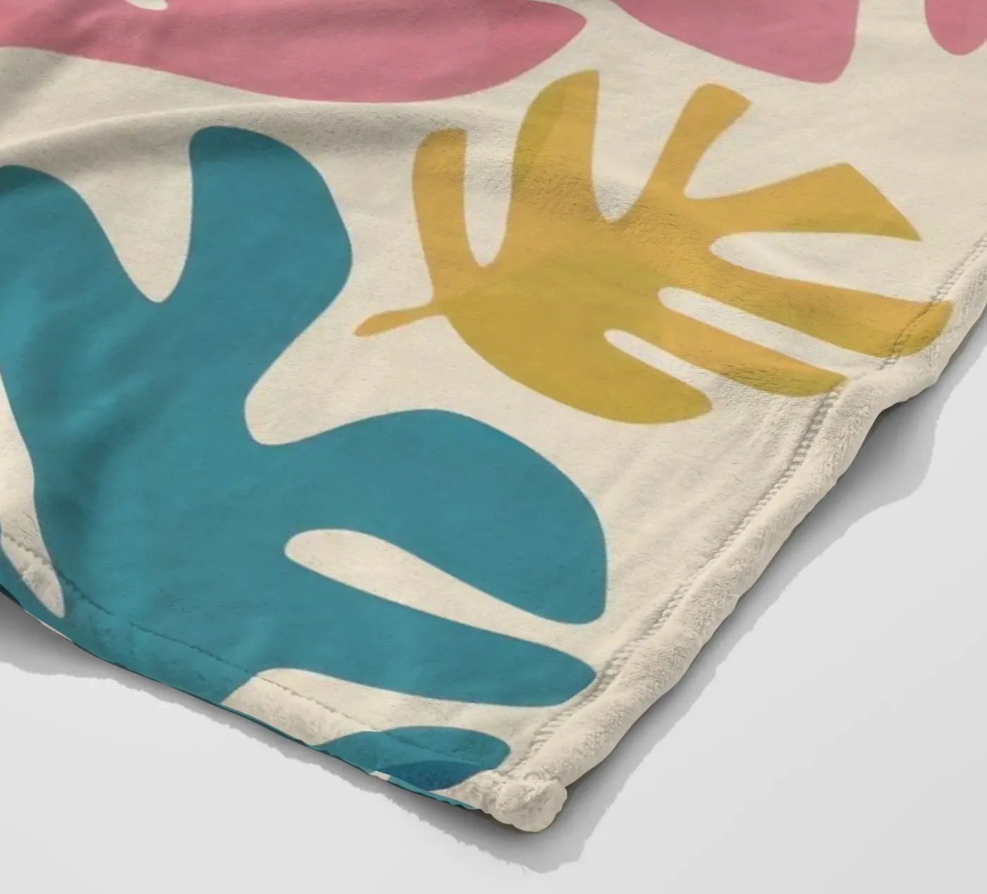Matisse-Blatt-Formen Fleecedecke von Snow Mist