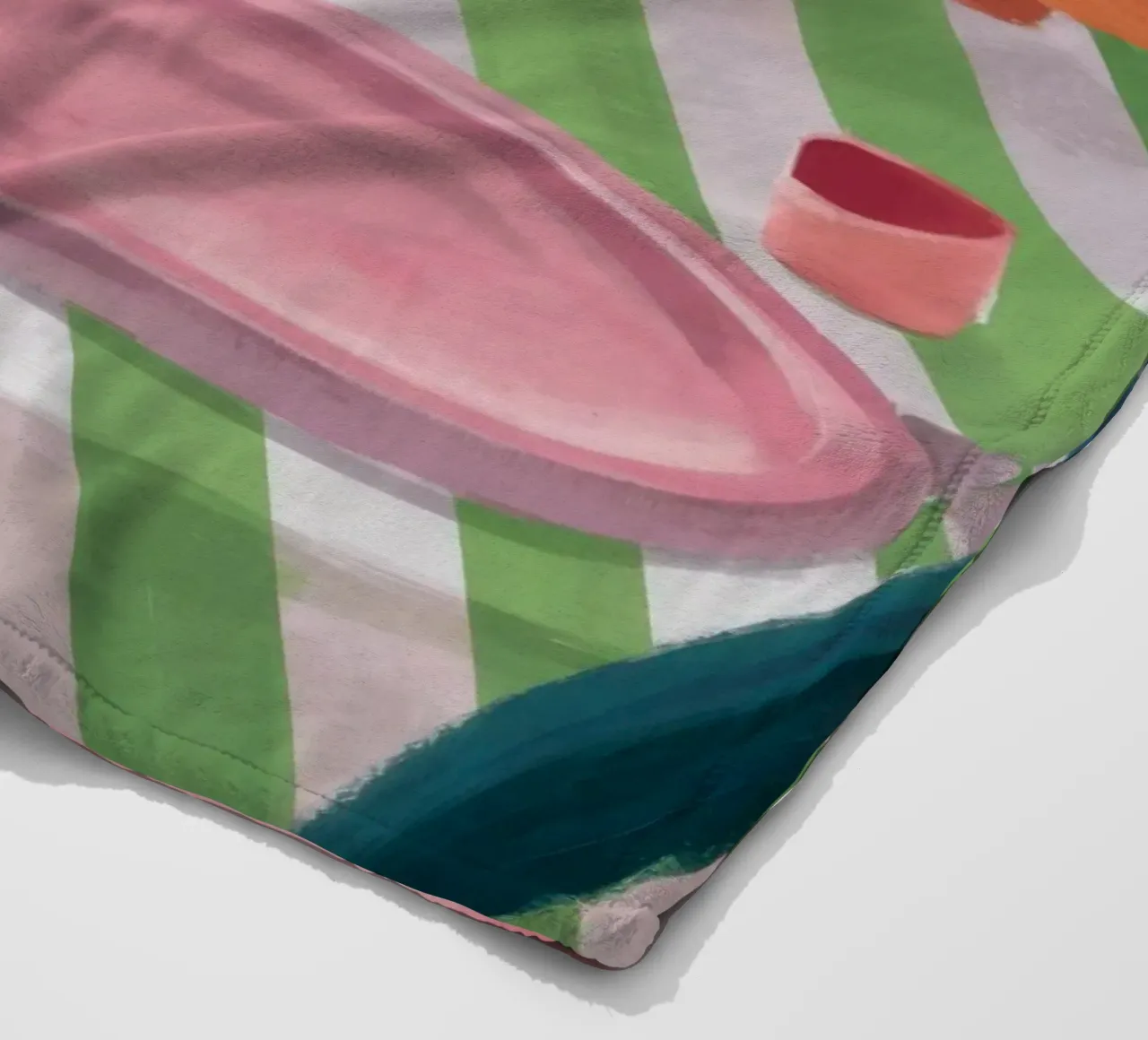 Zigzag Table Rose Fleecedecke von Snow Mist