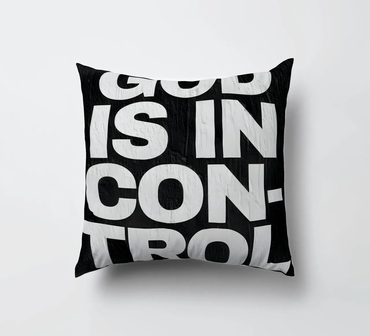 'God is in control cuscino da Type & Tape