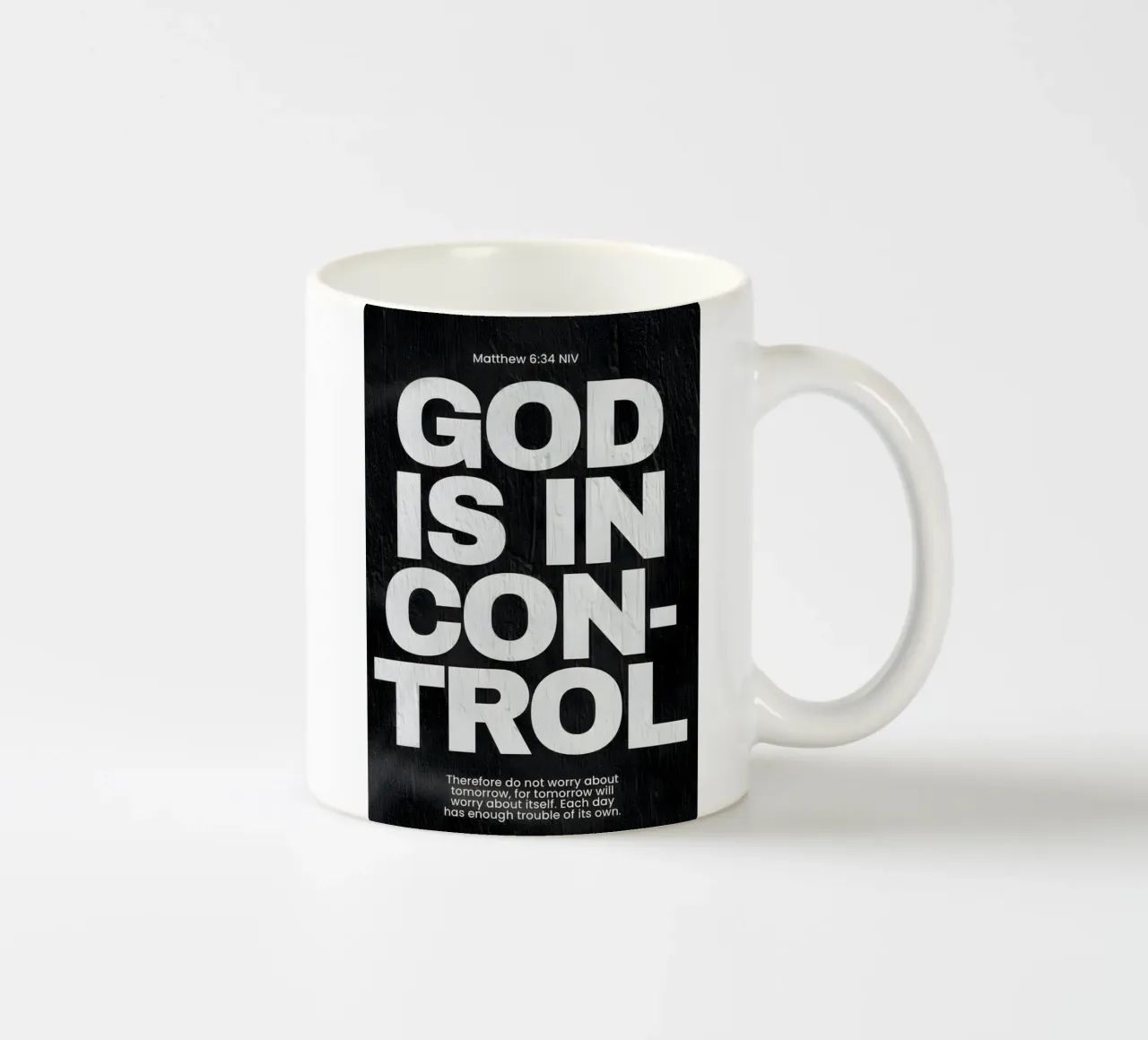 'God is in control tazza in ceramica da Type & Tape
