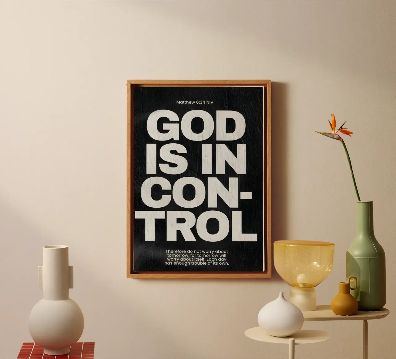 'God is in control tela con Cornice a cassetta da Type & Tape