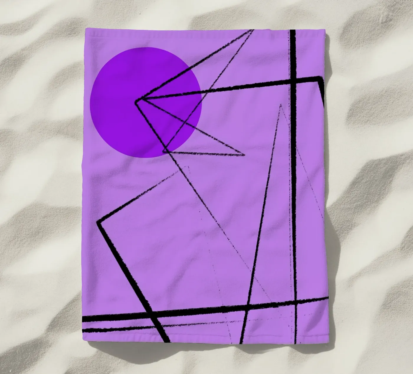 Angular Lines No 26 strandhanddoek van treechild