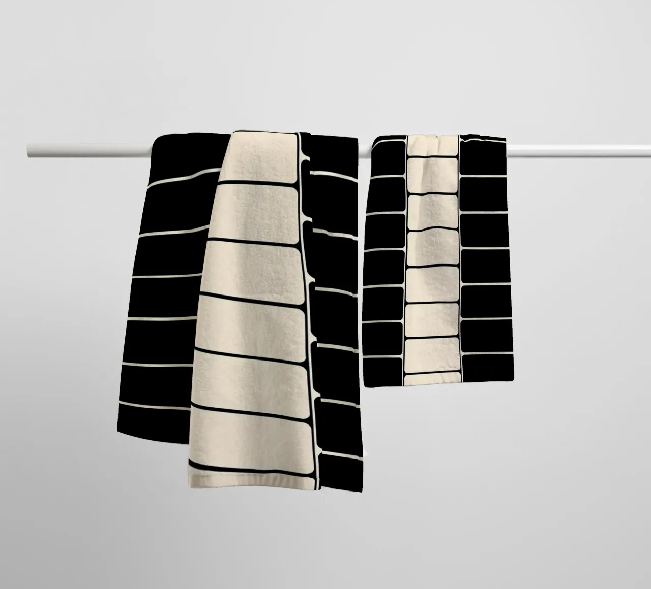 Black and white moody flow asciugamano da bagno da TijanaArtStudio88
