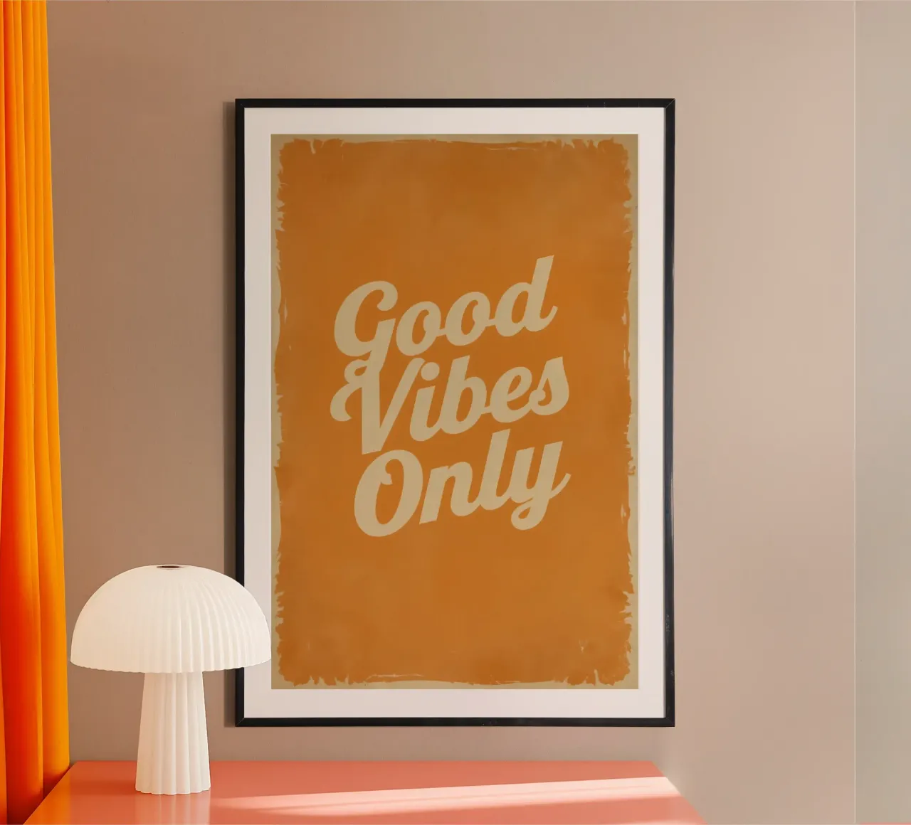 Fond orange avec crème Good Vibes Only poster avec cadre en aluminium de DesignDoodle