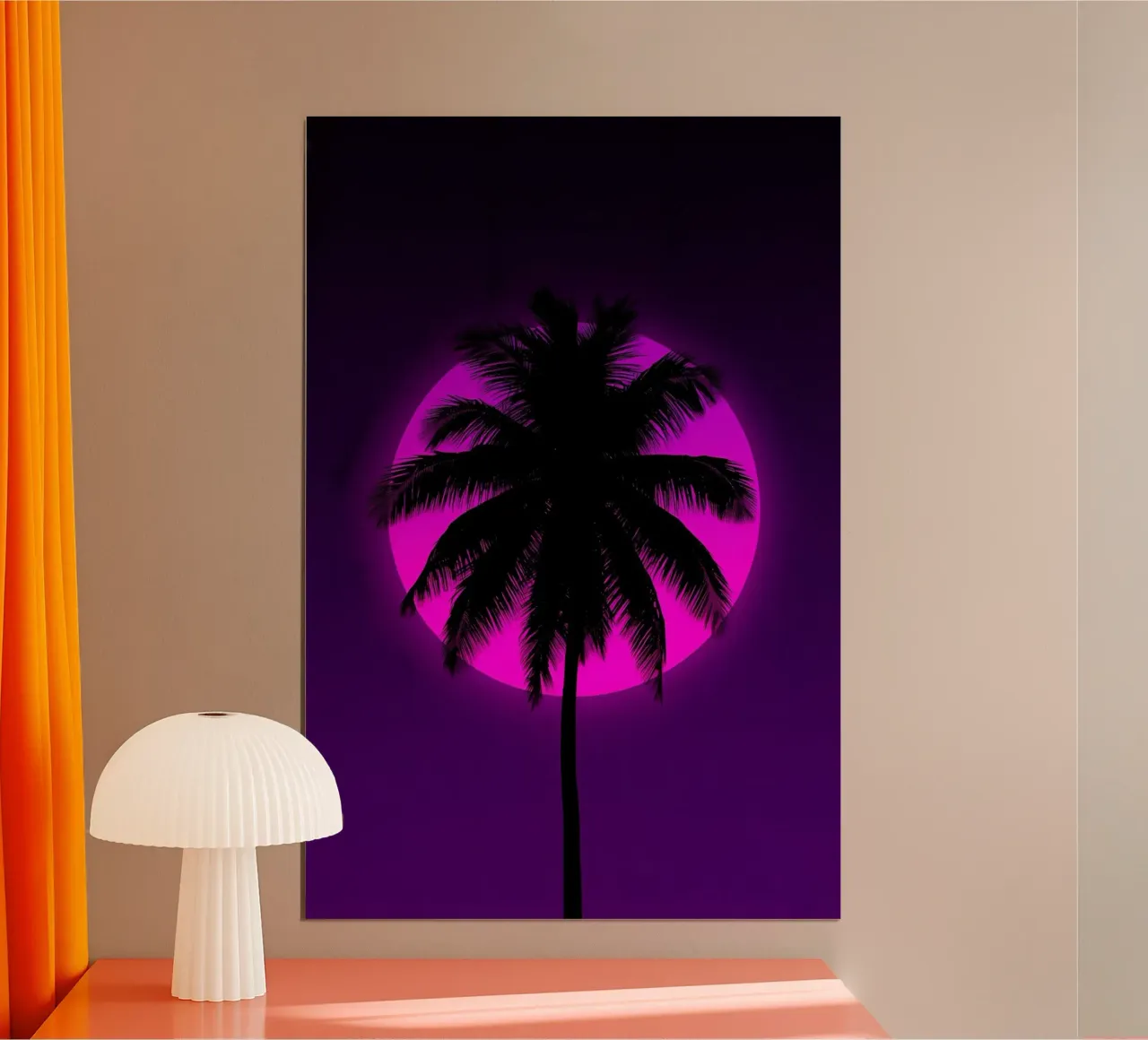 Silueta de palmera sobre un círculo rosa en un cuadro morado poster con marco de aluminio de DesignDoodle