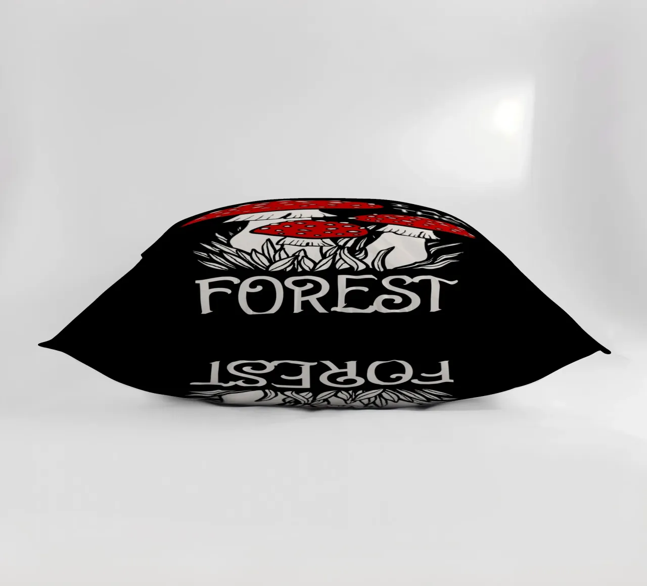 I am the forest Red mushrooms cuscino da TijanaArtStudio88