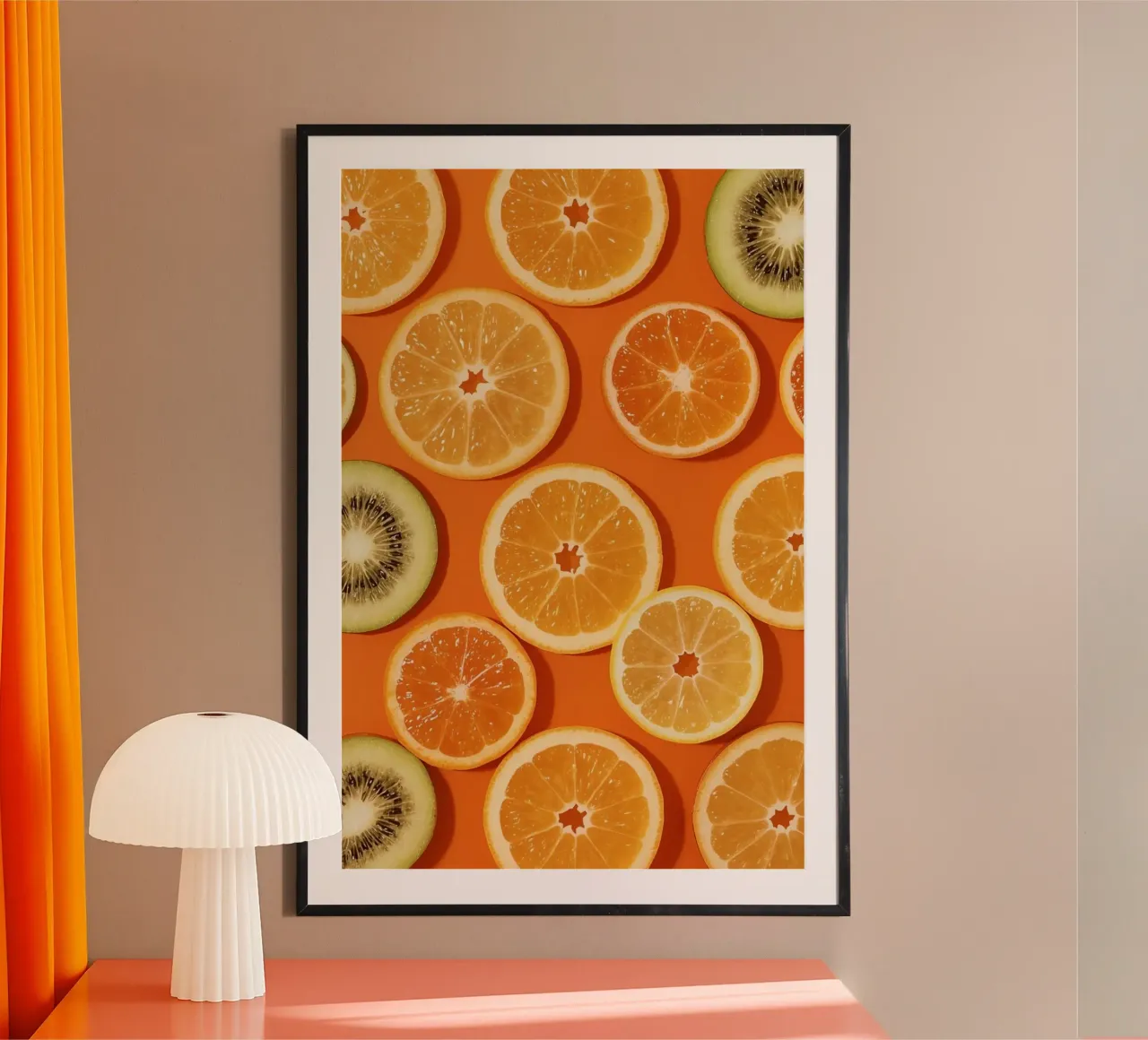 Arance a fette Limoni e Kiwi su sfondo arancione poster con telaio in legno da DesignDoodle