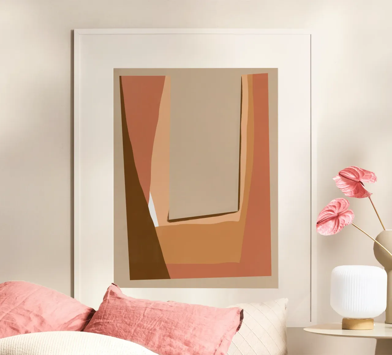Astratto dai toni della terra poster con telaio in legno da Little Dean