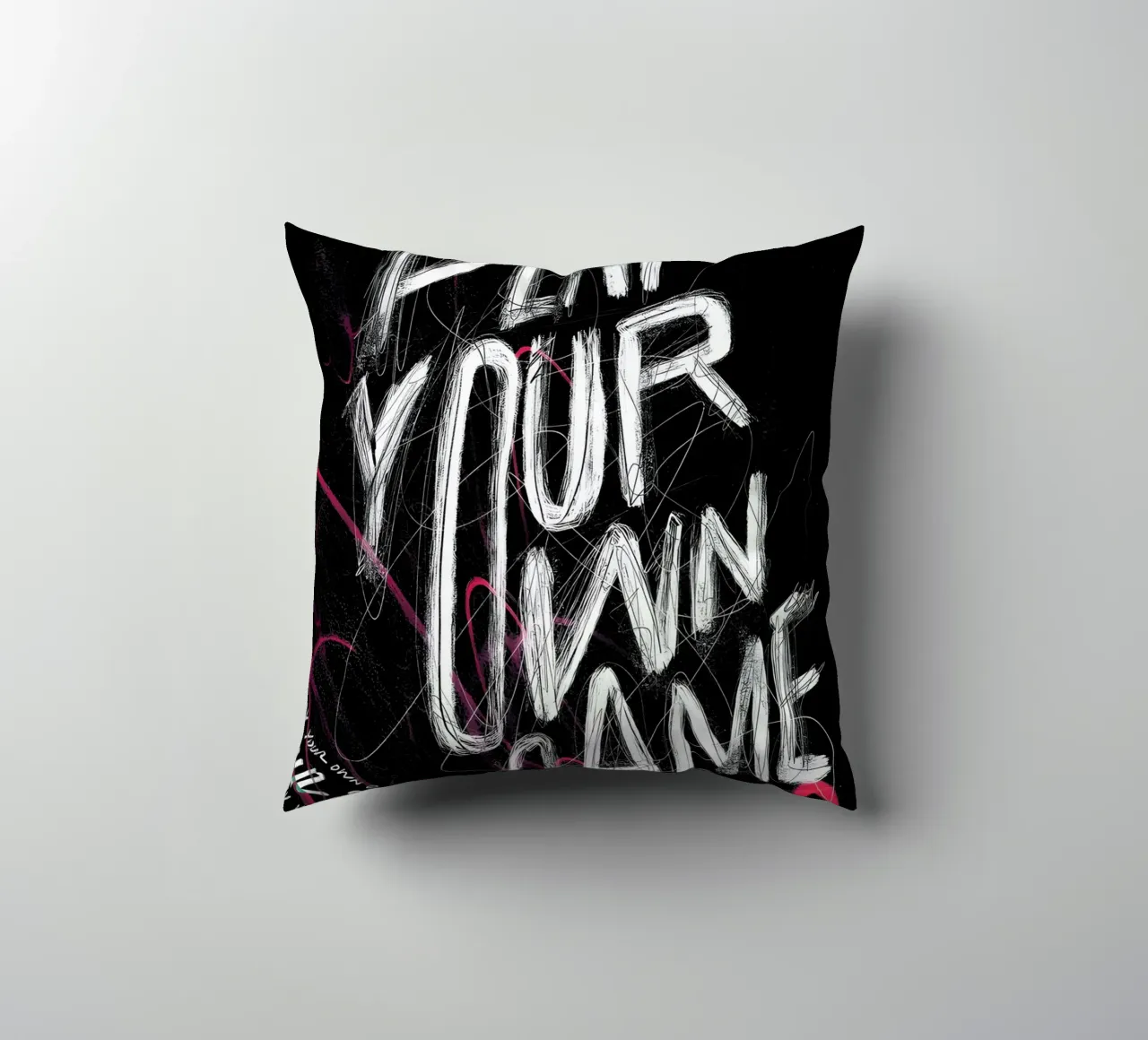 PLAY YOUR OWN GAME cuscino da Type & Tape
