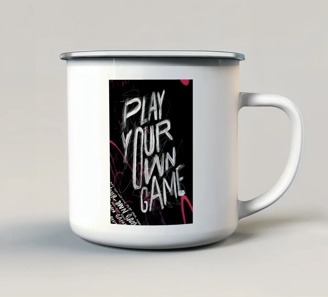 PLAY YOUR OWN GAME tazza in smalto da Type & Tape