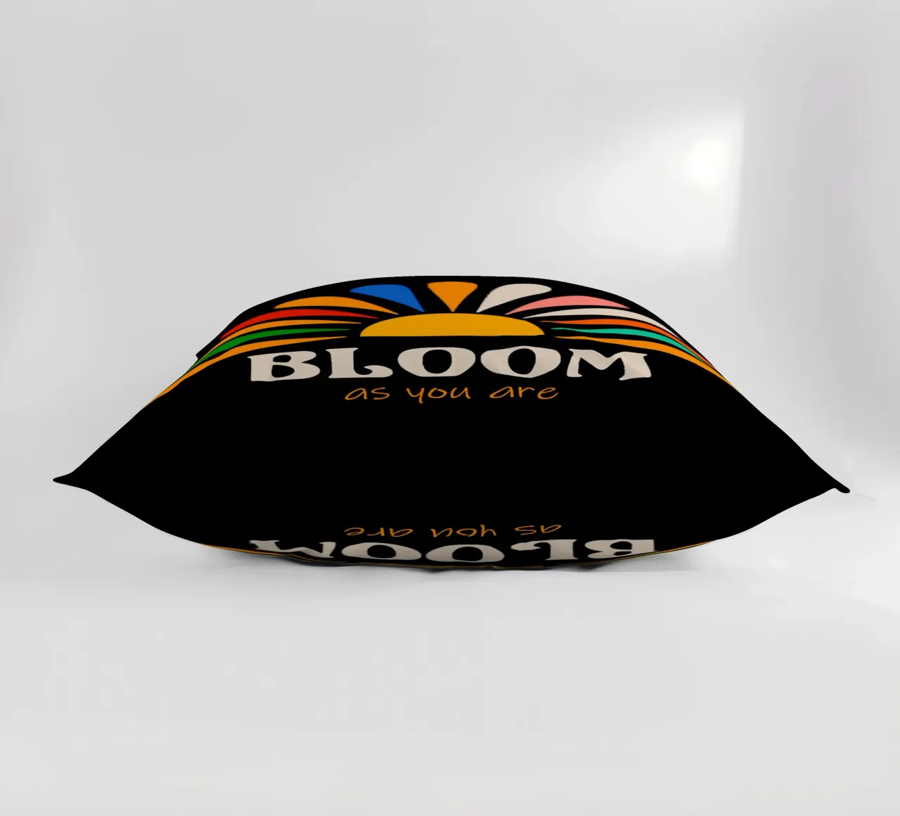 Bloom as you are cuscino da TijanaArtStudio88