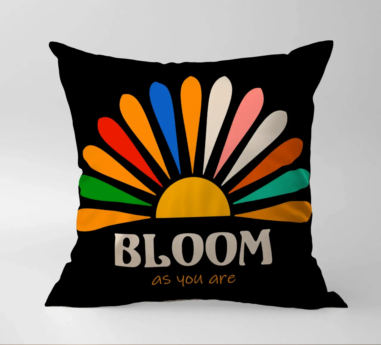 Bloom as you are cuscino da TijanaArtStudio88