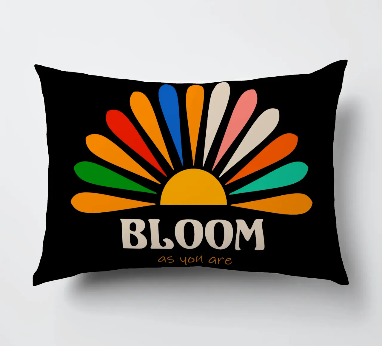 Bloom as you are cuscino da TijanaArtStudio88
