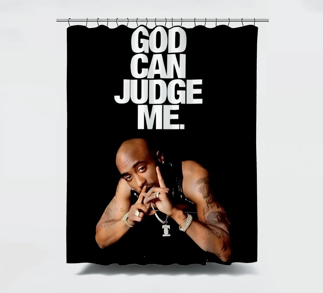 ONLY GOD CAN JUDGE ME tenda da doccia da Type & Tape