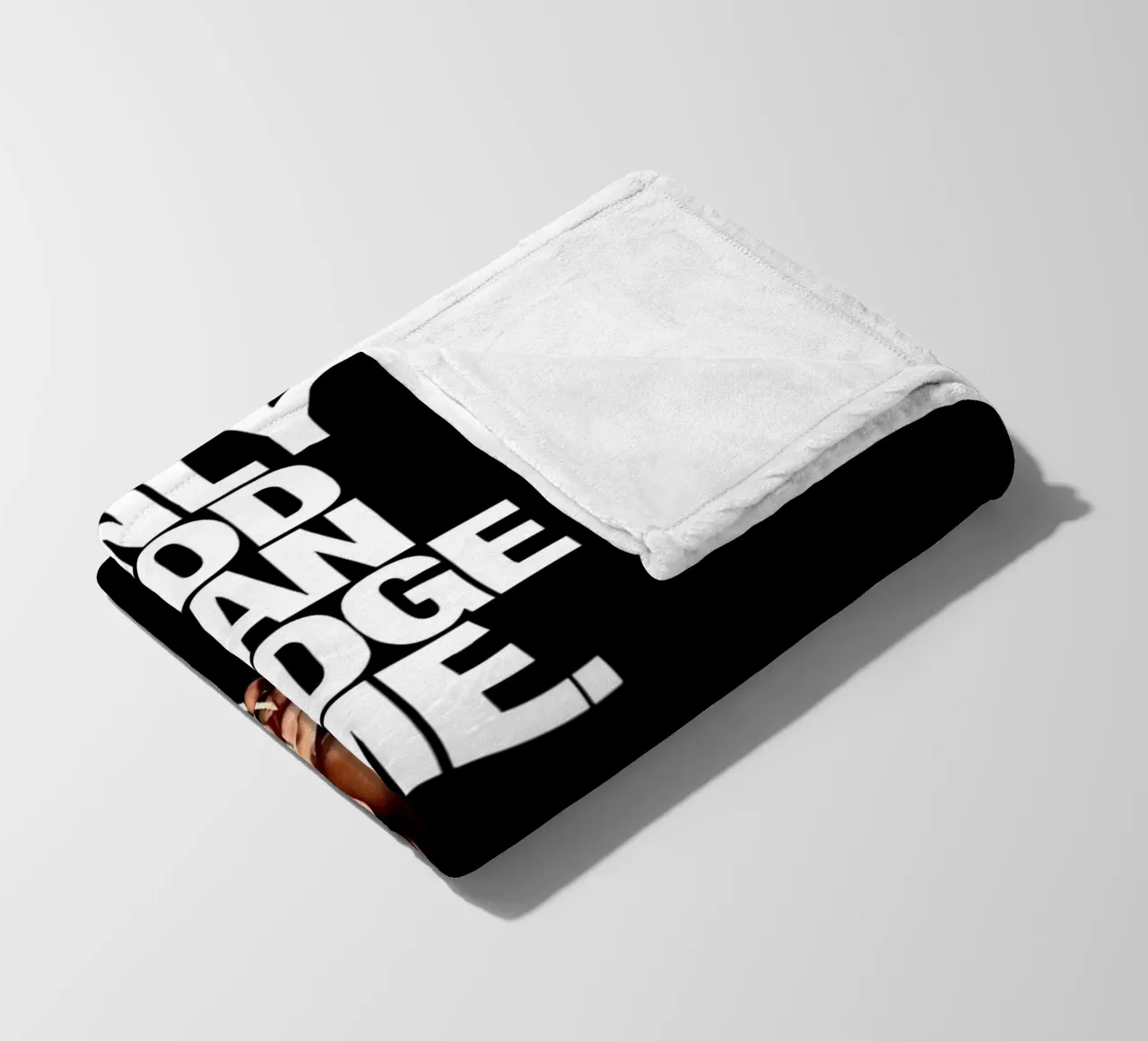 ONLY GOD CAN JUDGE ME coperta in pile da Type & Tape