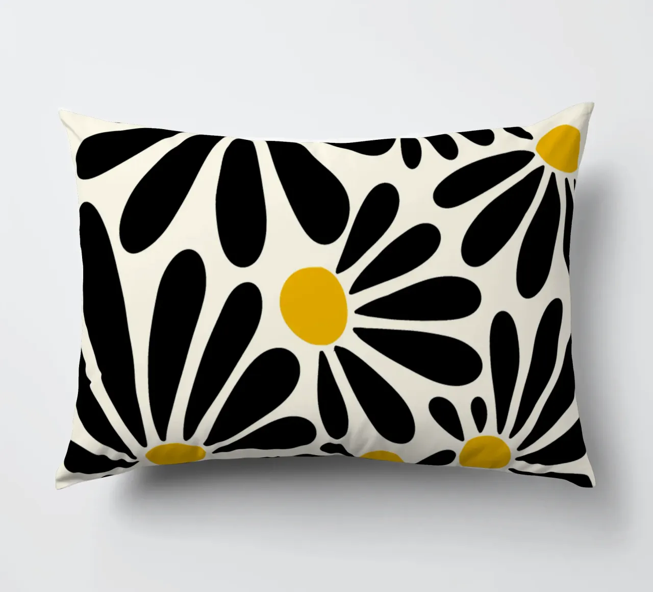 Black petals flowers cuscino da TijanaArtStudio88