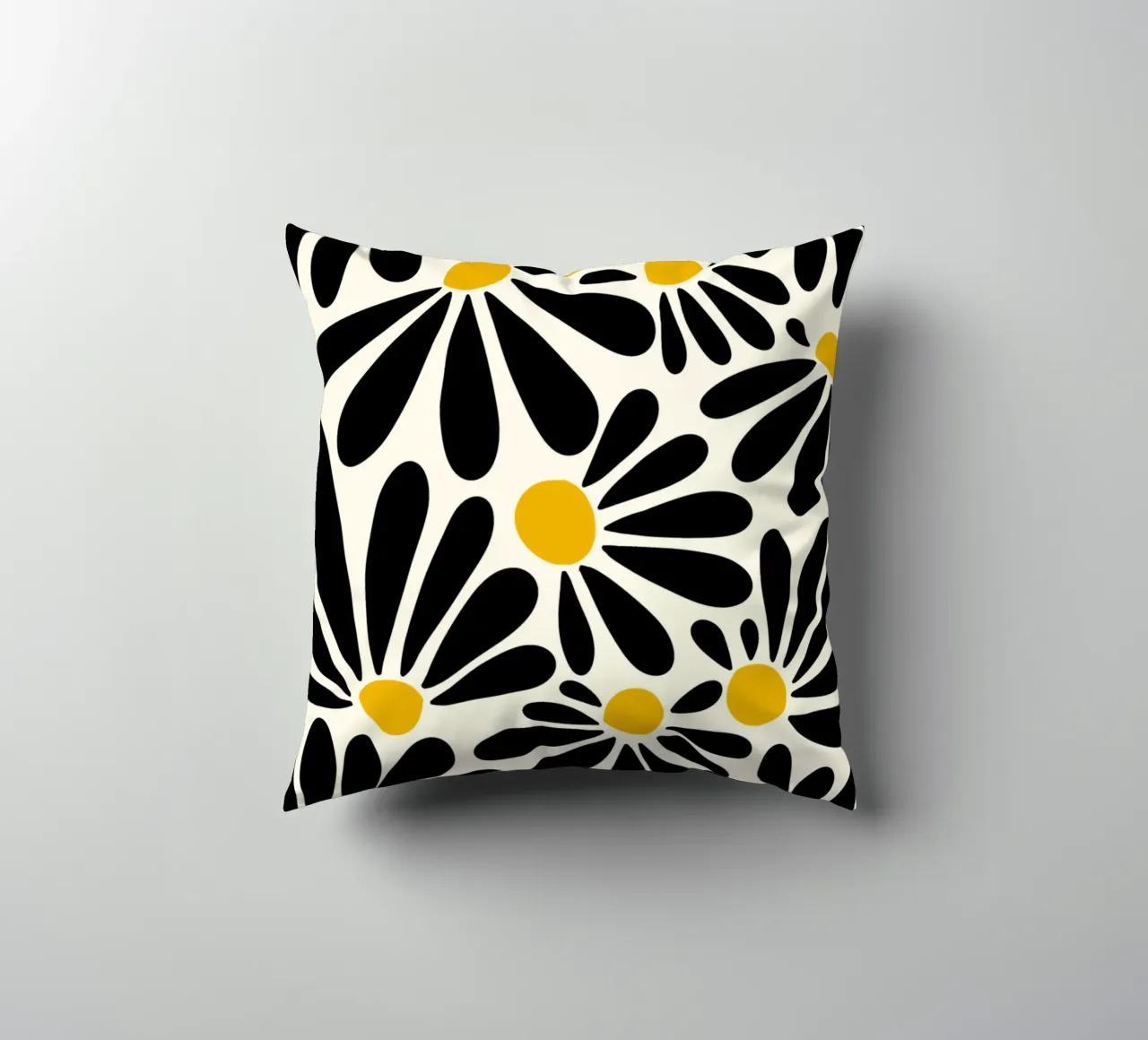 Black petals flowers cuscino da TijanaArtStudio88