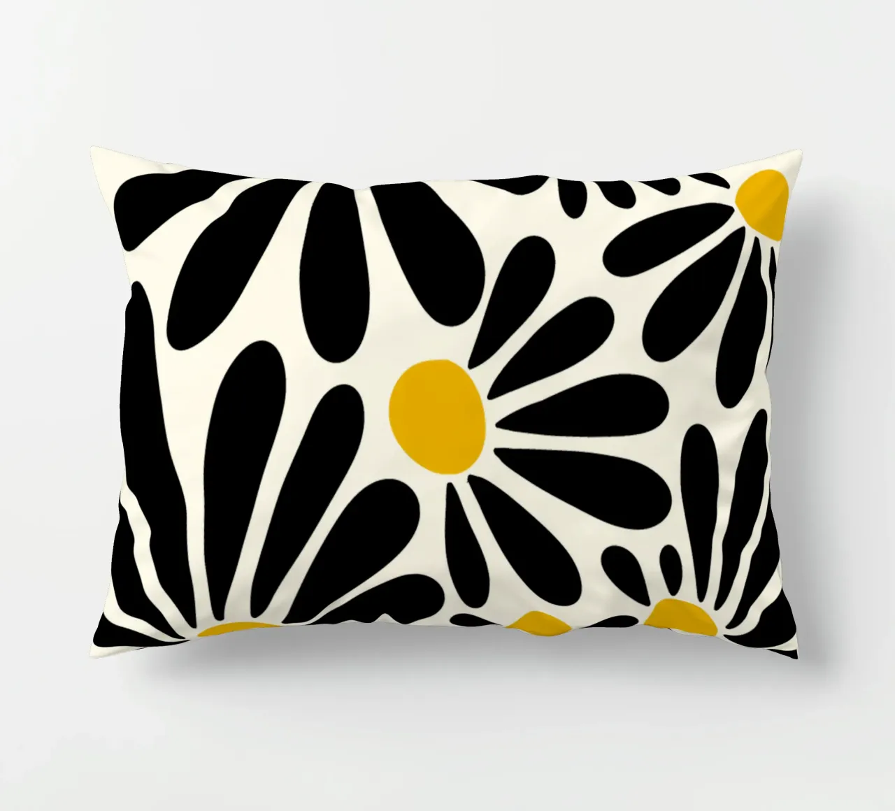 Black petals flowers cuscino da TijanaArtStudio88