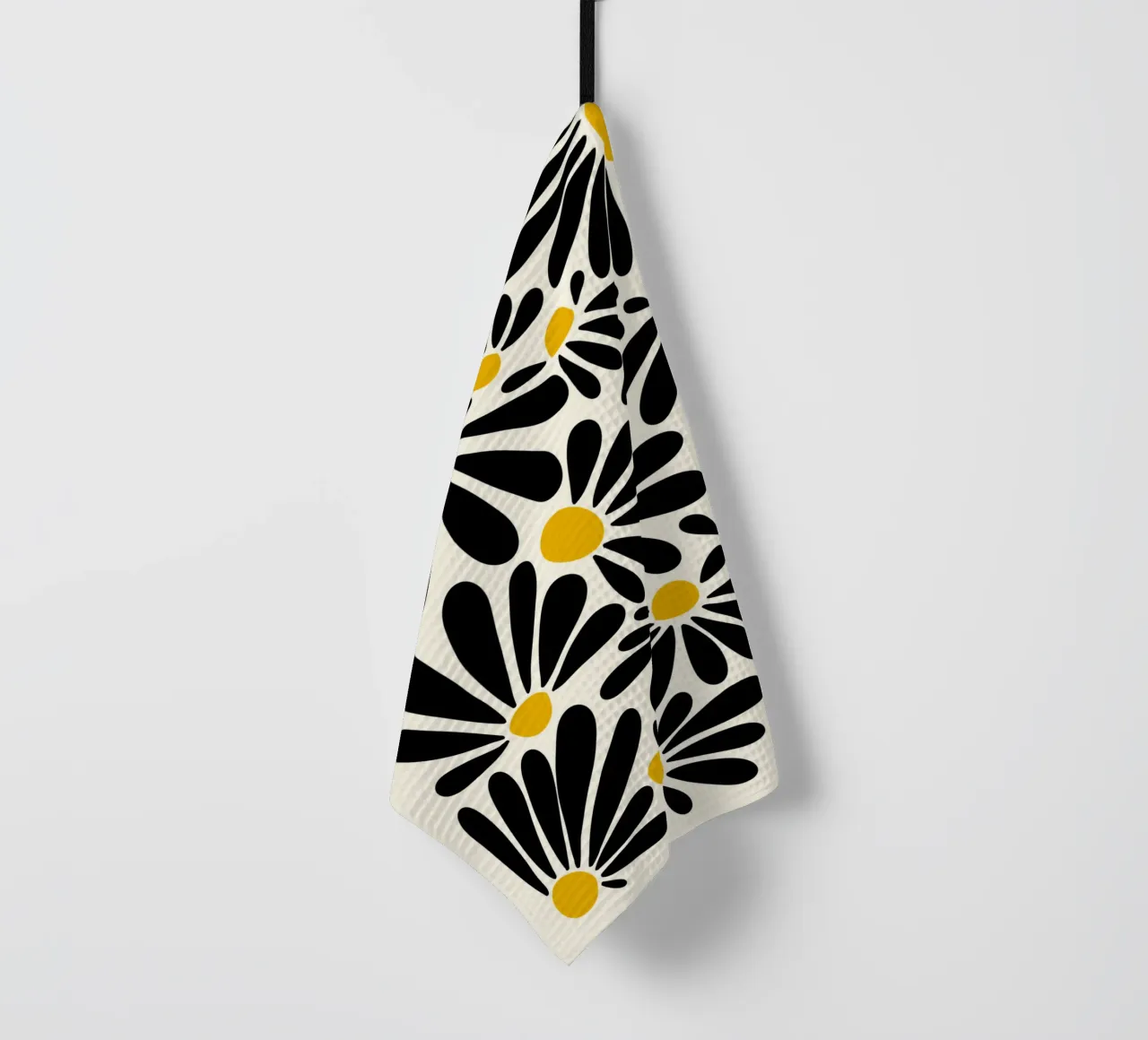 Black petals flowers torchon de TijanaArtStudio88