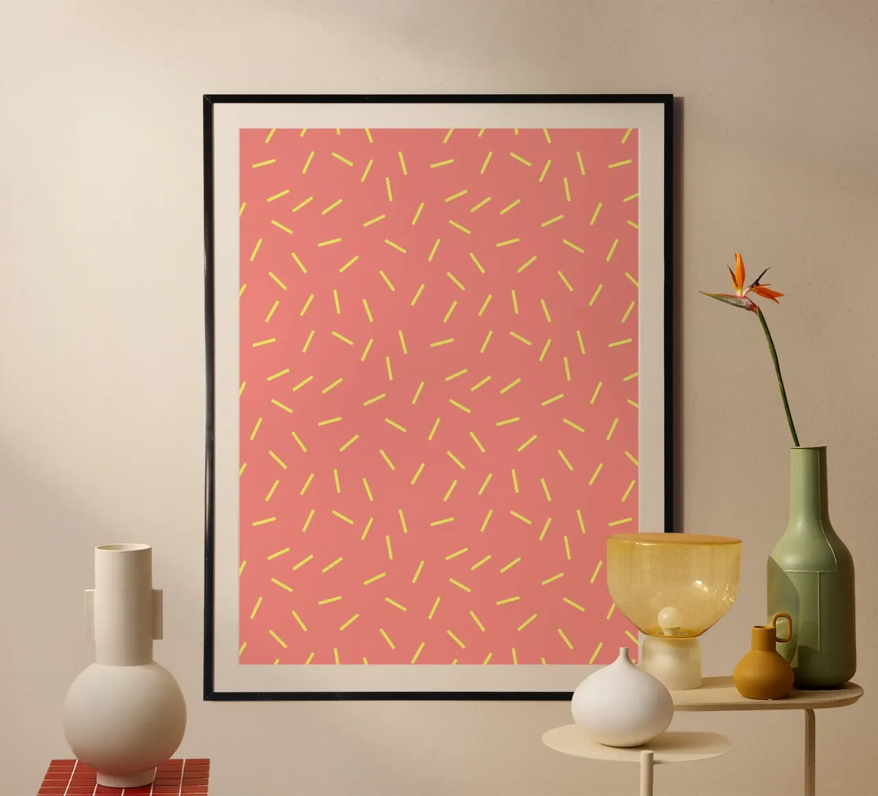 Memphis Süßes Korallengelb Poster mit Aluminium Rahmen von SilverPegasus