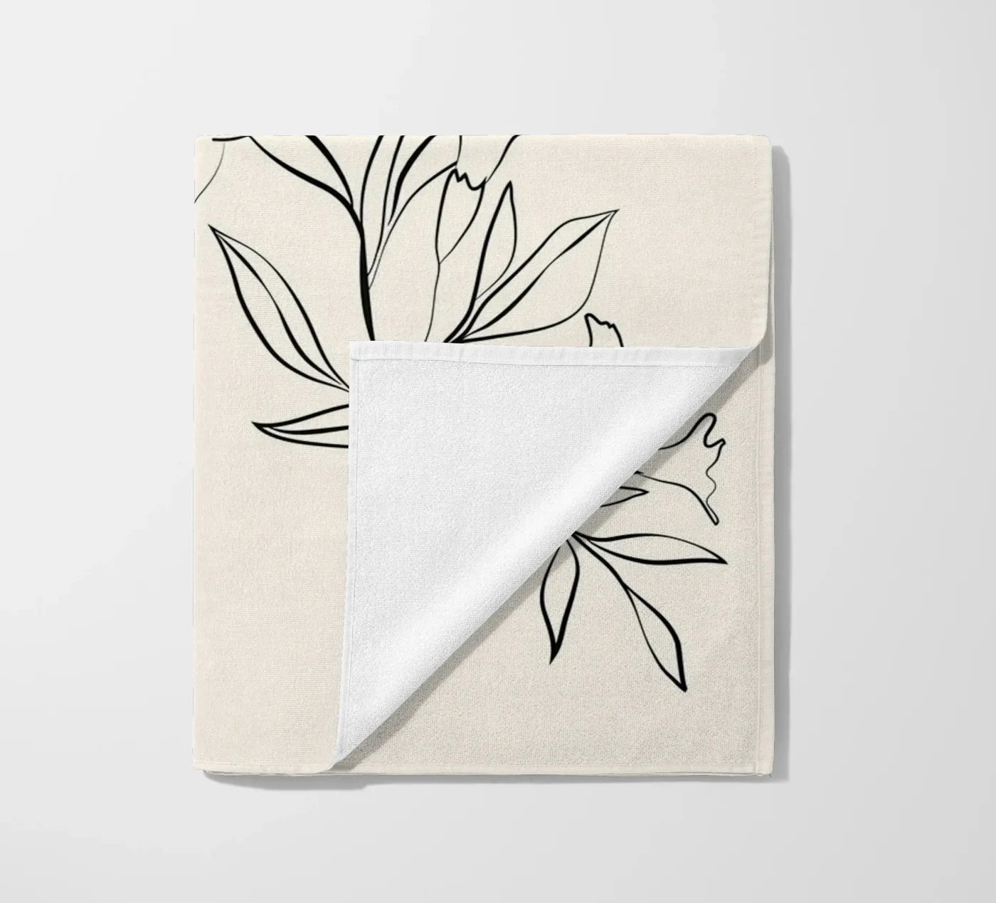 Minimal Blooming 03 strandhanddoek van Nadjaa