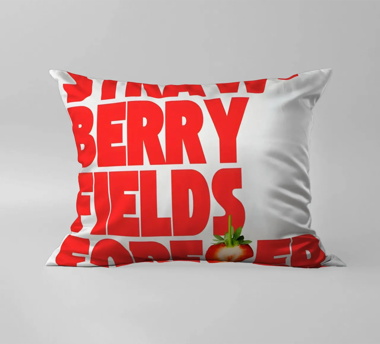 Strawberry Fields Forever cuscino da Type & Tape