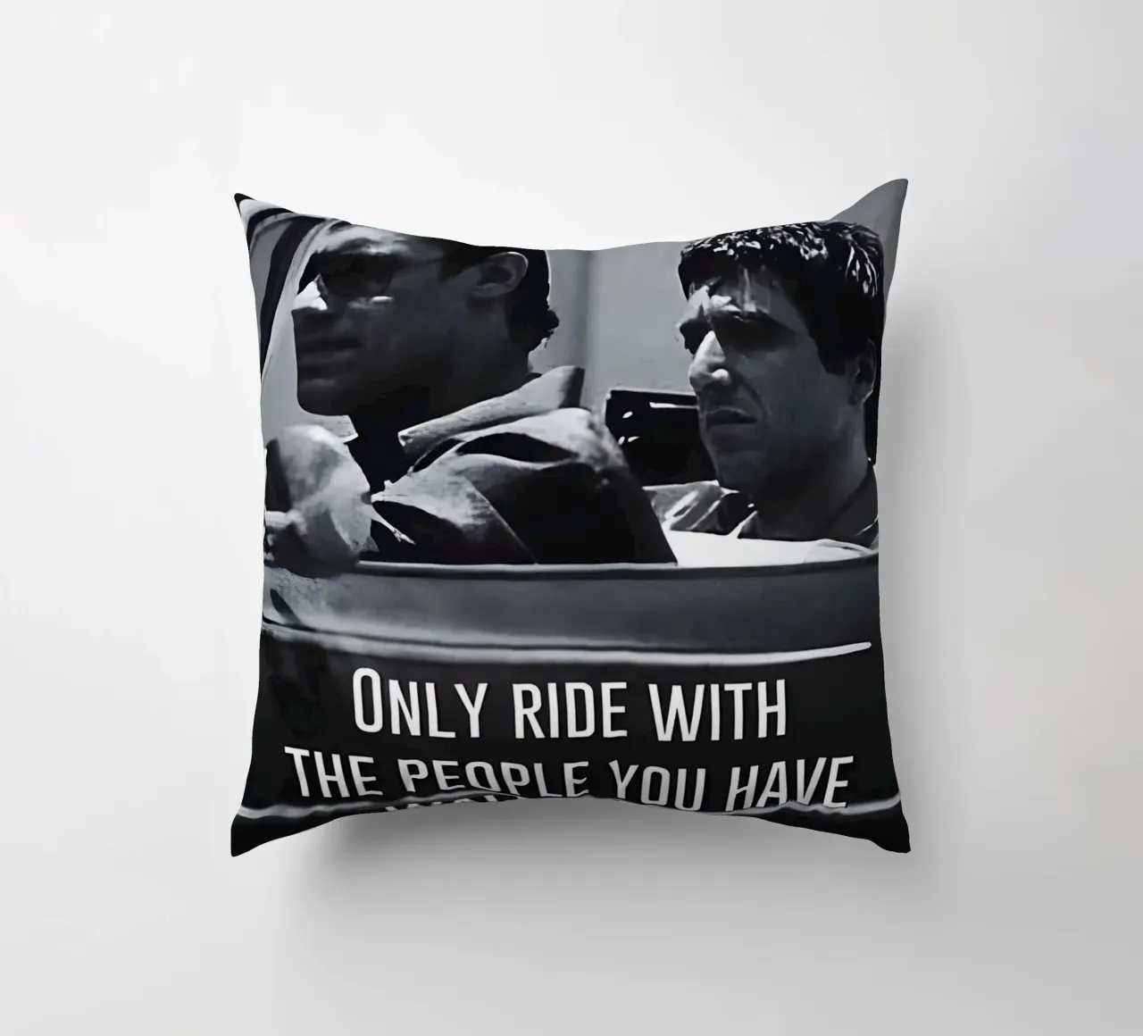 "ONLY RIDE WITH THE PEOPLE YOU HAVE WALKED WITH" cuscino da Type & Tape