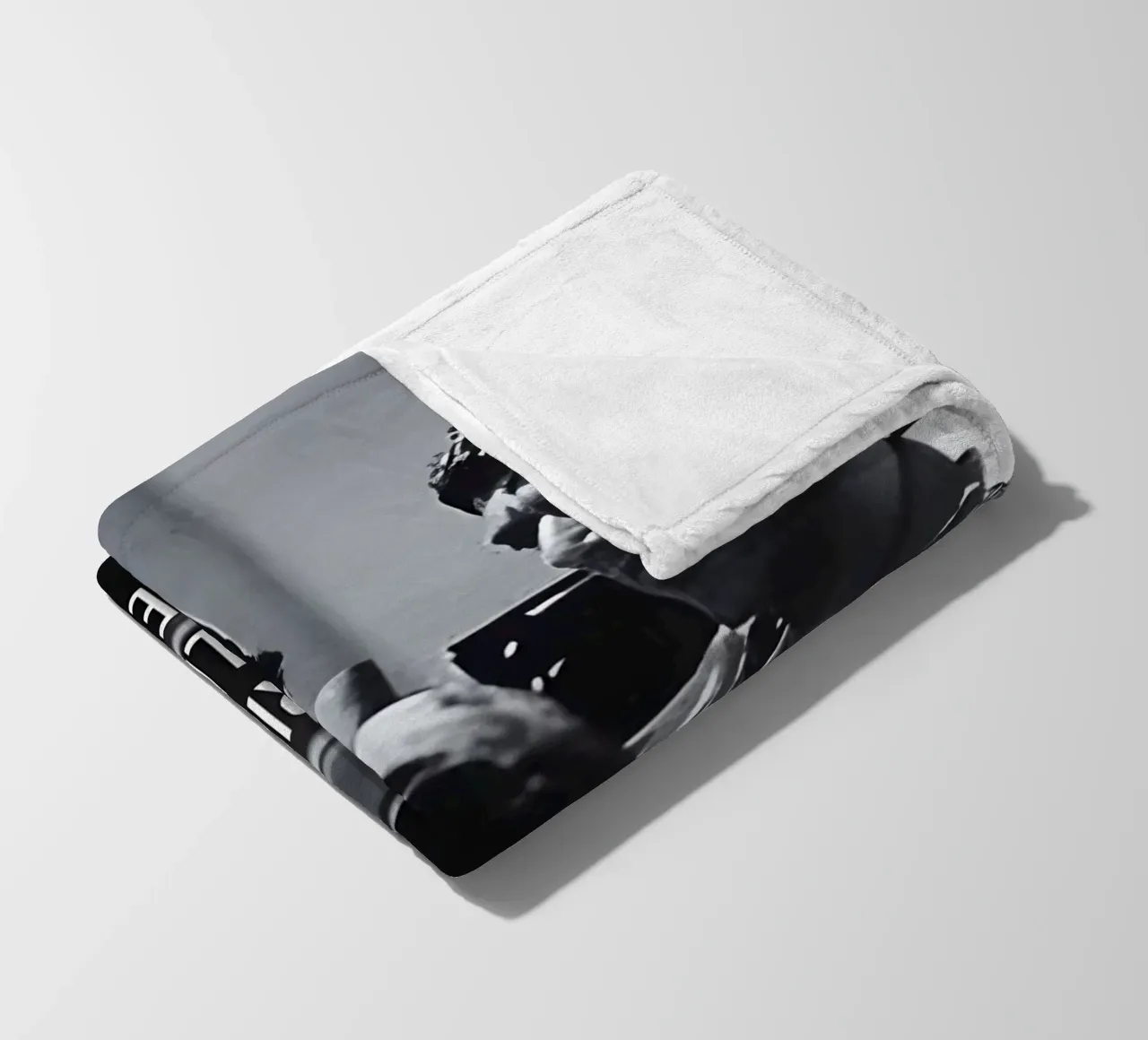 "ONLY RIDE WITH THE PEOPLE YOU HAVE WALKED WITH" coperta in pile da Type & Tape