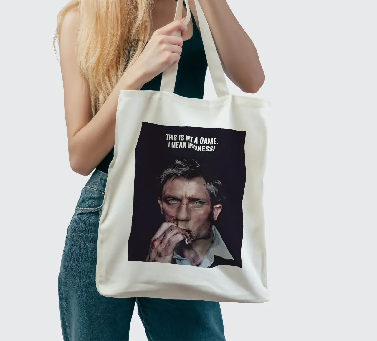 THIS NOT A GAME borsa in juta da Type & Tape