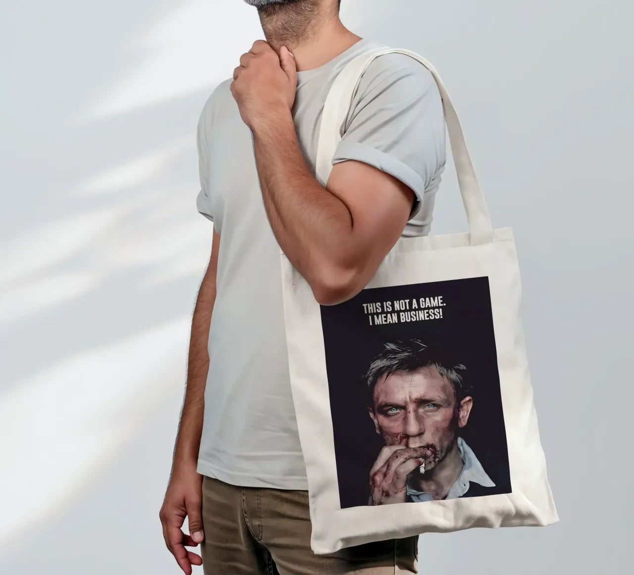 THIS NOT A GAME borsa in juta da Type & Tape