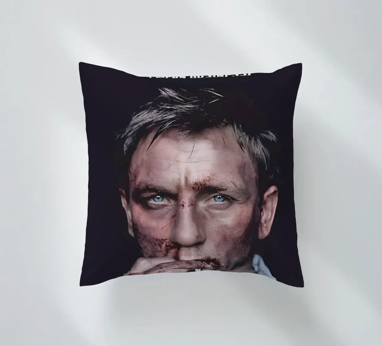 THIS NOT A GAME cuscino da Type & Tape