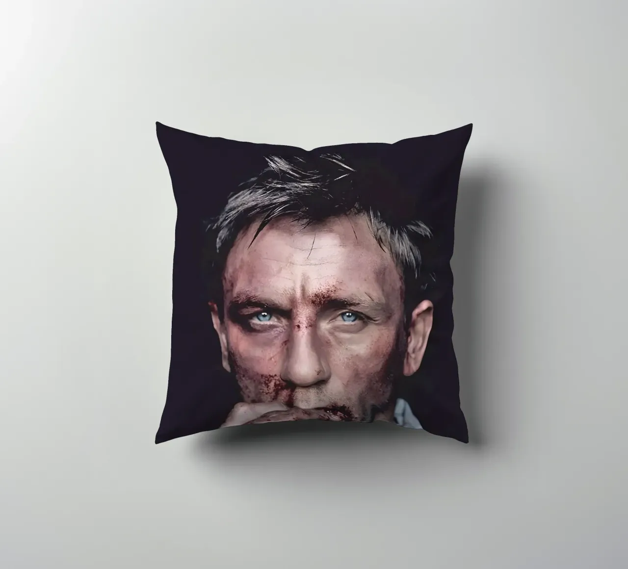 THIS NOT A GAME cuscino da Type & Tape