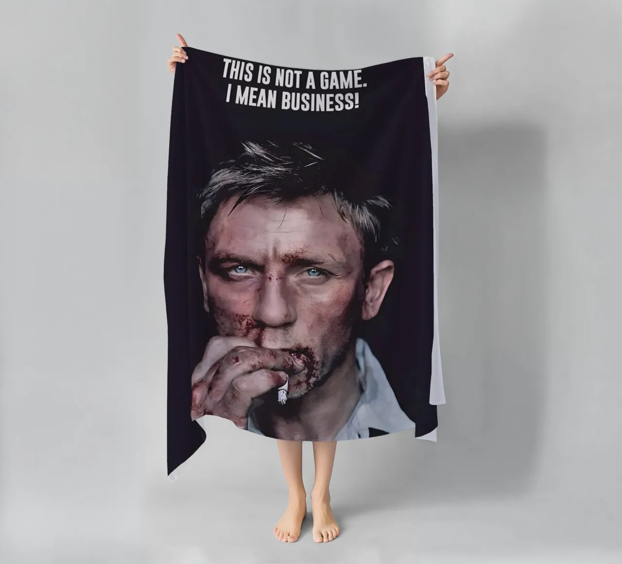 THIS NOT A GAME telo mare da Type & Tape