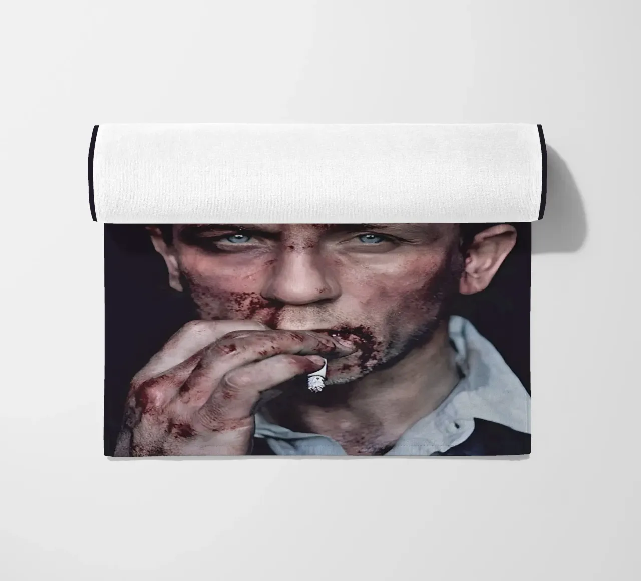 THIS NOT A GAME telo mare da Type & Tape