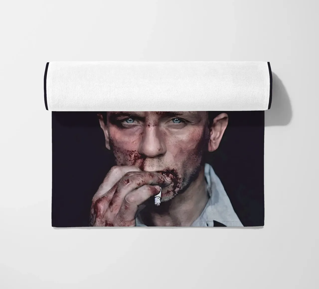 THIS NOT A GAME telo mare da Type & Tape