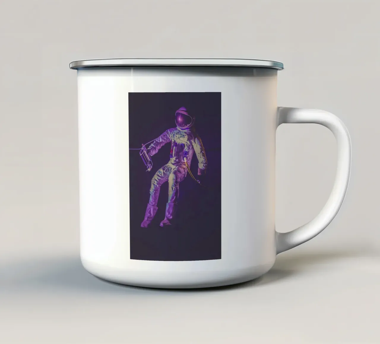 Astronaut tazza in smalto da Flo Klein